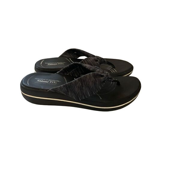 Skechers Relaxed Fit Memory Foam flip flops - Picture 2 of 7